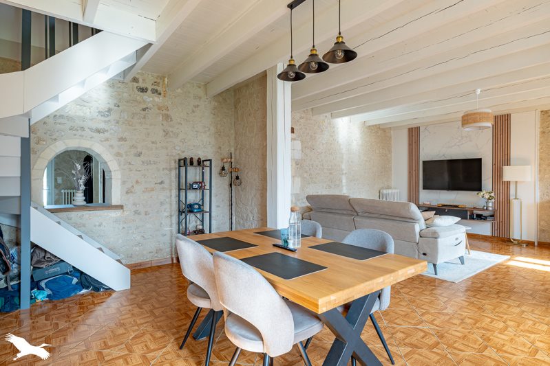 Vente Maison POURSAY GARNAUD - 6 pièces -122 m² - (17400)