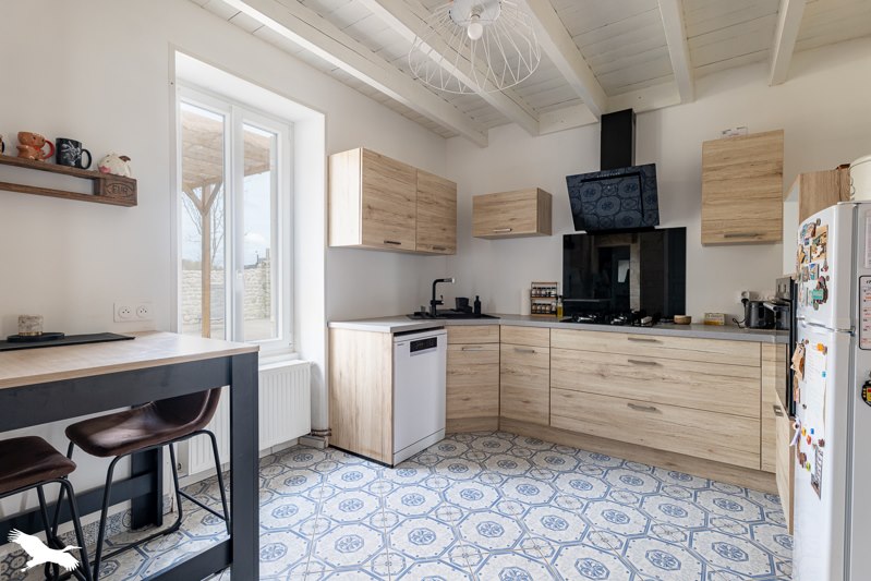 Vente Maison POURSAY GARNAUD - 6 pièces -122 m² - (17400)