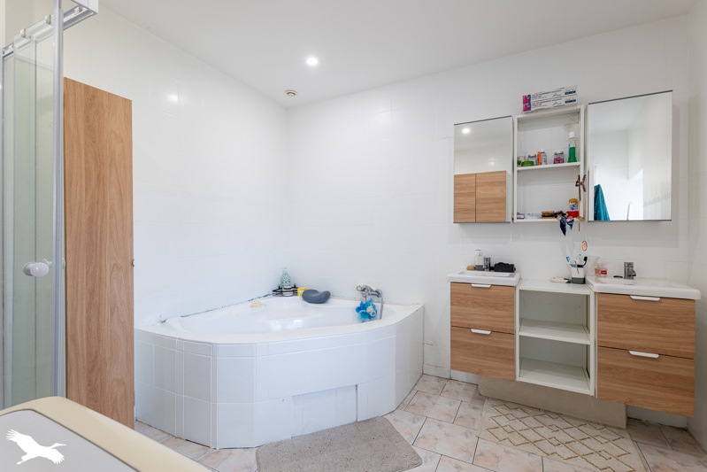Vente Maison POURSAY GARNAUD - 6 pièces -122 m² - (17400)