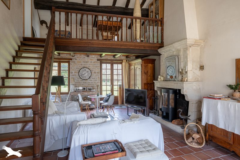 Vente Maison ST PARDOULT - 7 pièces -226 m² - (17400)