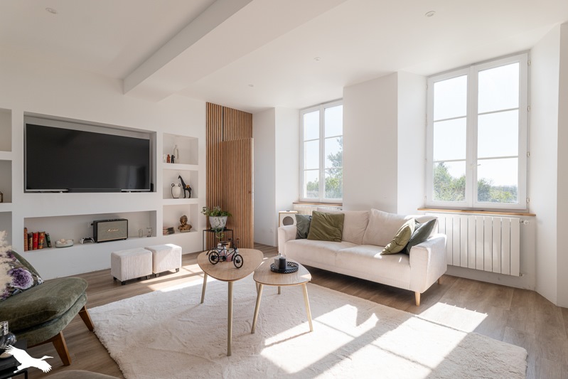 Vente Maison TONNAY BOUTONNE - 9 pièces -241 m² - (17380)
