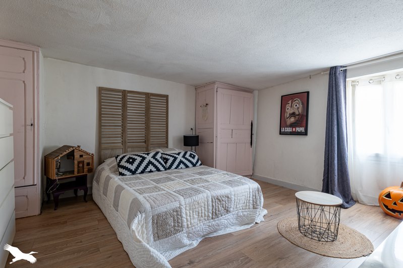 Vente Maison ST JEAN D ANGELY - 5 pièces -117 m² - (17400)