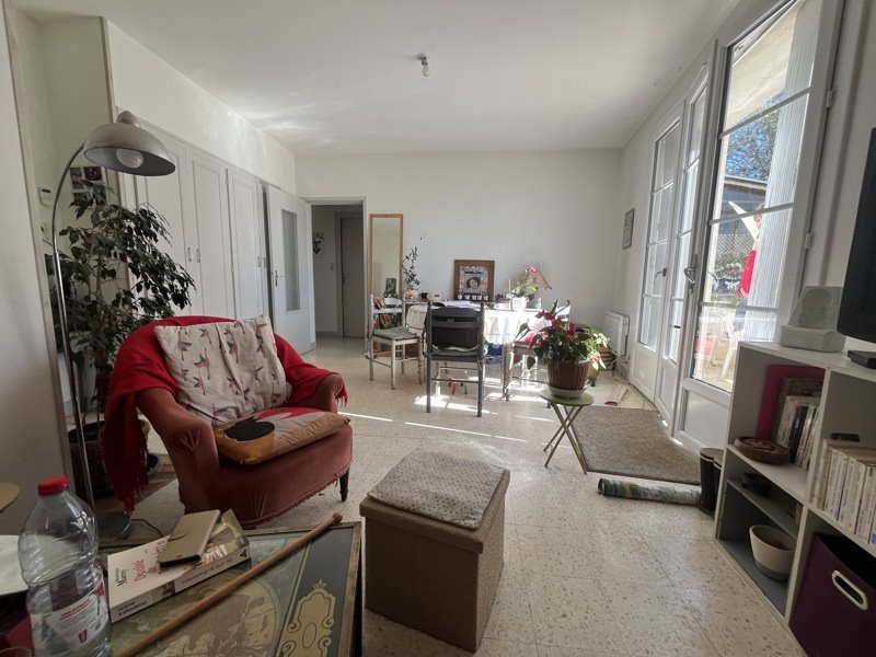 Vente Immeuble ST JEAN D ANGELY - -  189 m² - (17400)