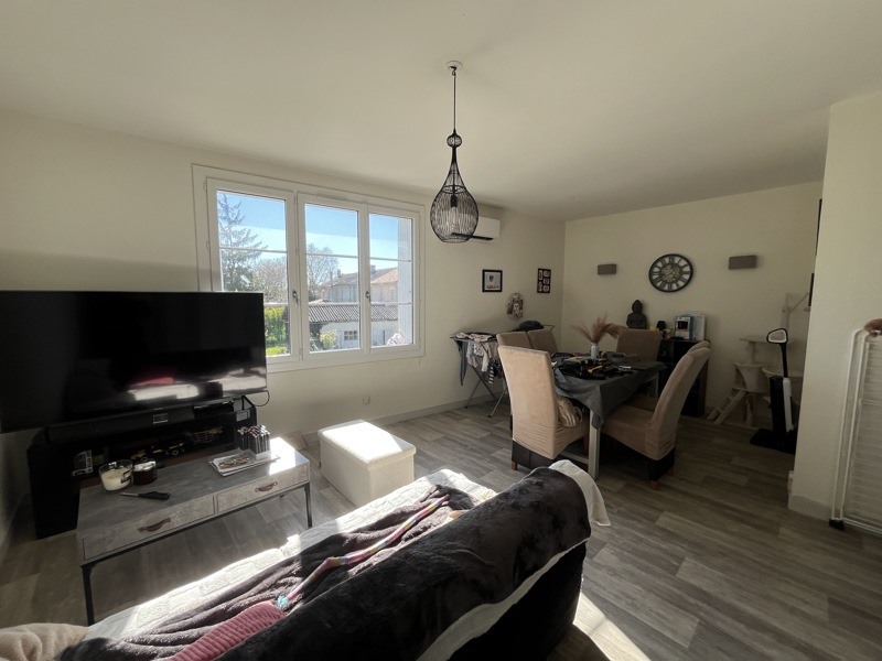 Vente Immeuble ST JEAN D ANGELY - -  189 m² - (17400)