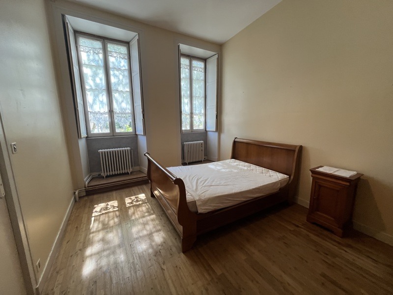 Vente Maison ST JEAN D ANGELY - 3 pièces -120 m² - (17400)