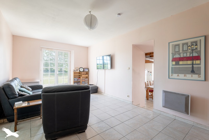 Vente Maison VERGNE - 9 pièces -213 m² - (17330)