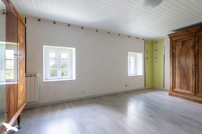 Vente Maison LOZAY - 5 pièces -157 m² - (17330)