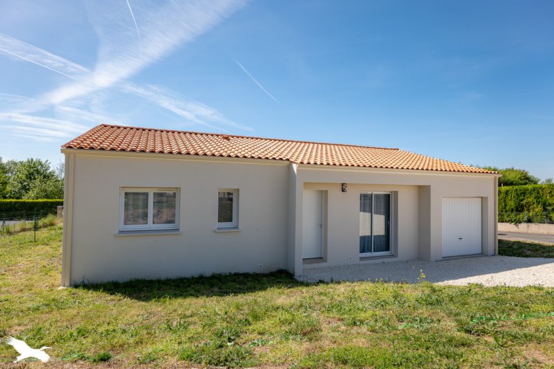 Vente Maison LES EGLISES D ARGENTEUIL - 4 pièces -97 m² - (17400)