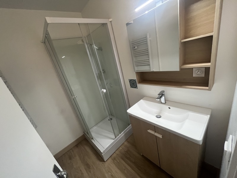 Vente Maison ST JEAN D ANGELY - 3 pièces -63 m² - (17400)