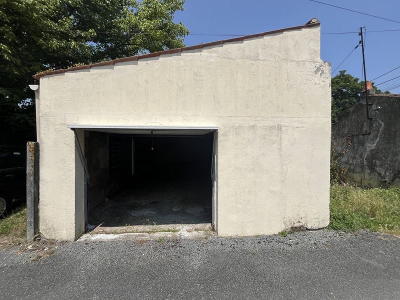 Vente Maison LA VERGNE - 4 pièces -116 m² - (17400)