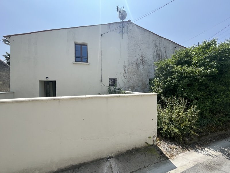 Vente Maison LA VERGNE - 4 pièces -116 m² - (17400)