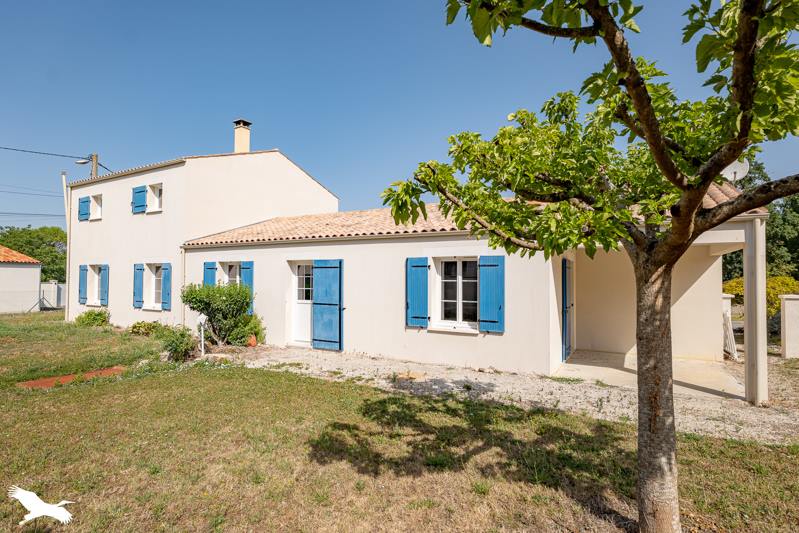 Vente Maison NACHAMPS - 6 pièces -163 m² - (17380)