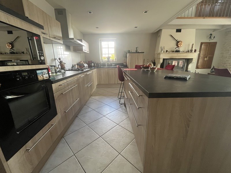 Vente Maison ST LOUP - 4 pièces -120 m² - (17380)