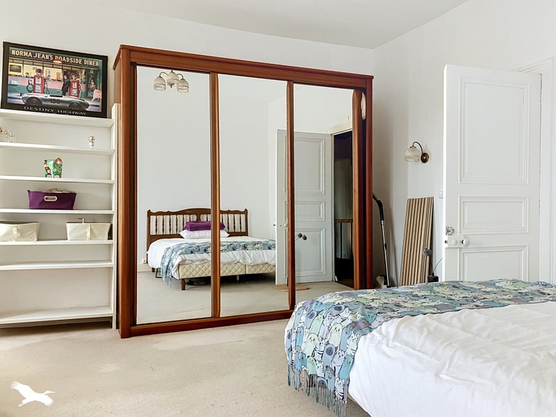 Vente Maison VILLENEUVE LA COMTESSE - 8 pièces -246 m² - (17330)