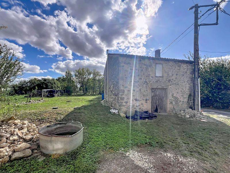 Vente Maison Saint-Pierre-de-l'Isle - 3 pièces -148 m² - (17330)