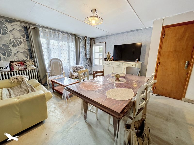 Vente Maison Saint-Jean-d'Angély - 3 pièces -109 m² - (17400)