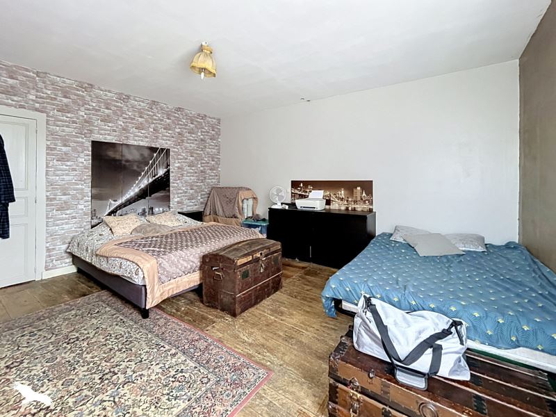 Vente Maison Saint-Jean-d'Angély - 3 pièces -109 m² - (17400)