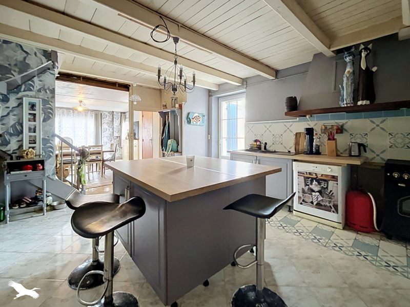 Vente Maison Saint-Jean-d'Angély - 3 pièces -109 m² - (17400)