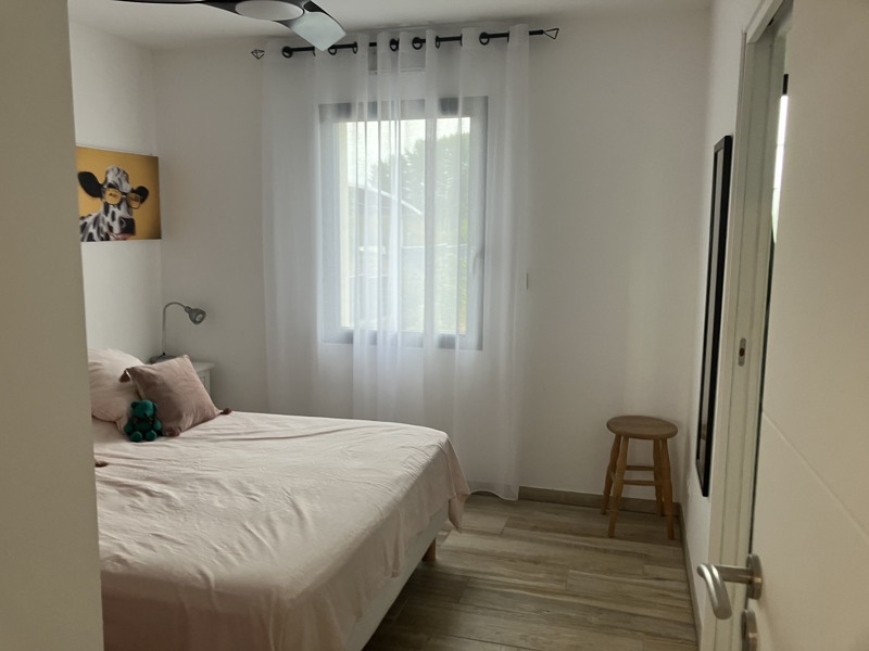 Vente Maison Saint-Jean-d'Angély - 5 pièces -117 m² - (17400)