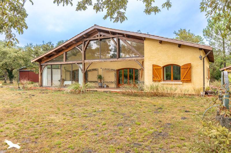 Vente Maison POMPOGNE - 6 pièces -214 m² - (47420)
