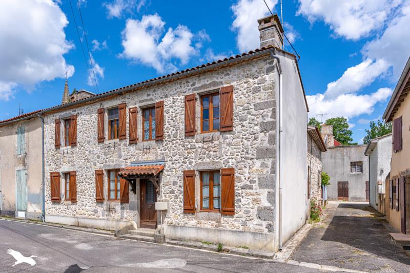 Vente Maison Villefranche-du-Queyran - 8 pièces -191 m² - (47160)