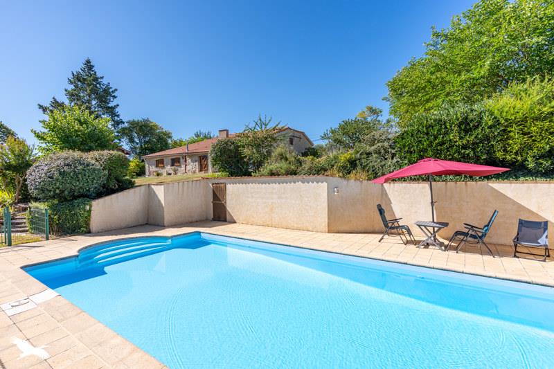 Vente Maison BEAUZIAC - 5 pièces -197 m² - (47700)