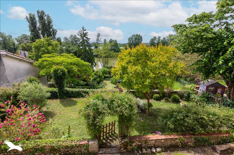 Vente Maison CLERMONT DESSOUS - 9 pièces -197 m² - (47130)