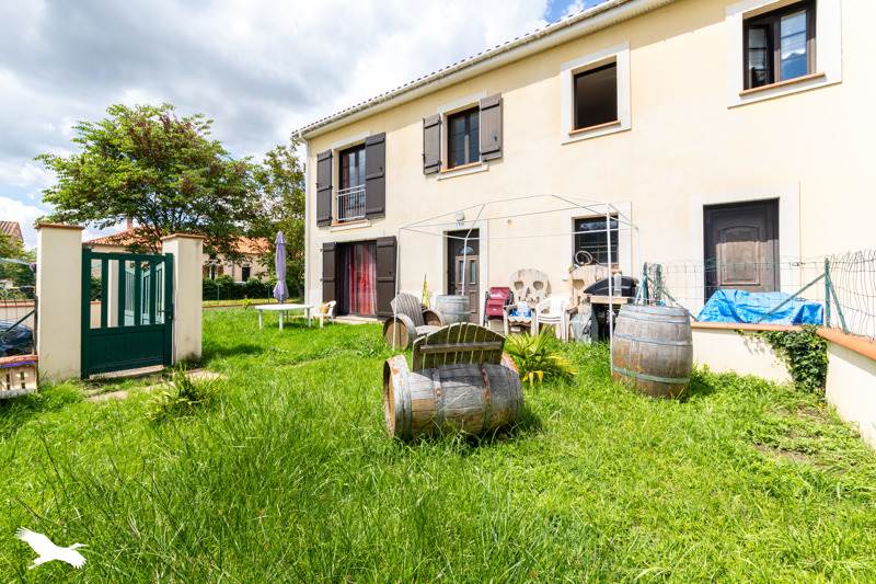 Vente Immeuble ST HILAIRE DE LUSIGNAN - 10 pièces -  232 m² - (47450)