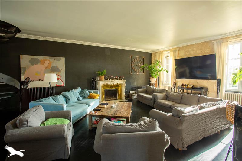 Vente Maison CADILLAC SUR GARONNE - 12 pièces -714 m² - (33410)