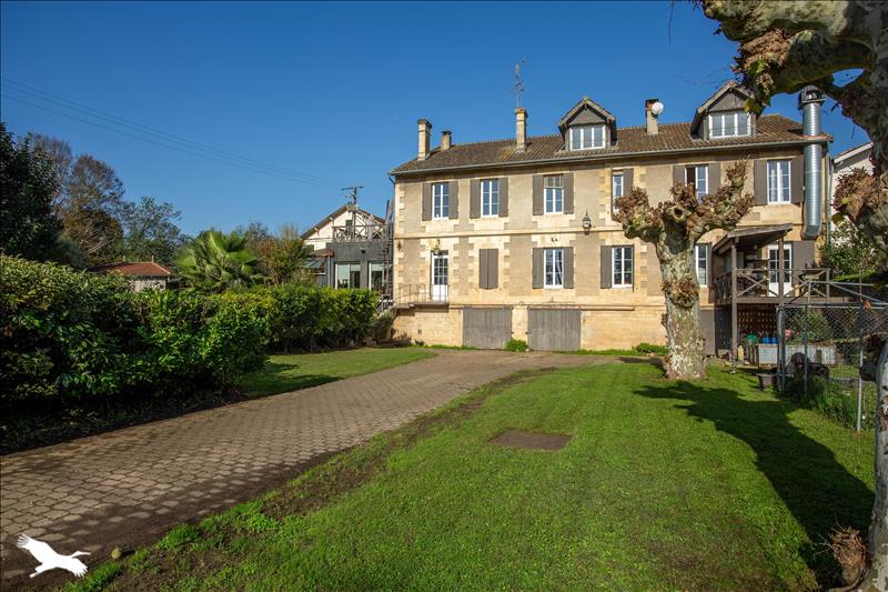 Vente Maison CADILLAC SUR GARONNE - 12 pièces -714 m² - (33410)