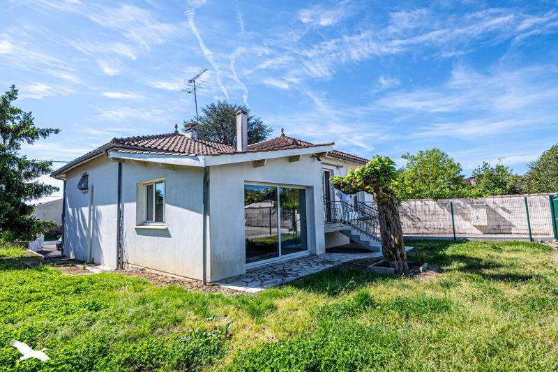 Vente Maison BEGUEY - 3 pièces -106 m² - (33410)
