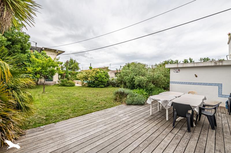 Vente Maison CADILLAC SUR GARONNE - 10 pièces -223 m² - (33410)
