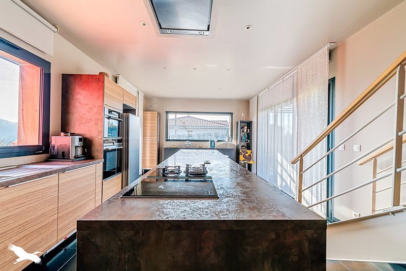 Vente Maison RIONS - 5 pièces -118 m² - (33410)