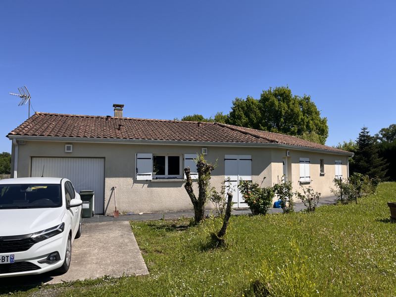 Vente Maison ST SULPICE DE POMMIERS - 5 pièces -102 m² - (33540)