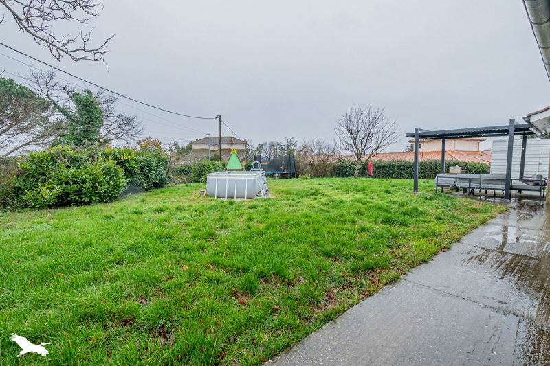 Vente Maison RIONS - 6 pièces -142 m² - (33410)