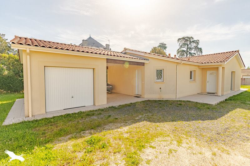 Vente Maison BEGUEY - 4 pièces -99 m² - (33410)
