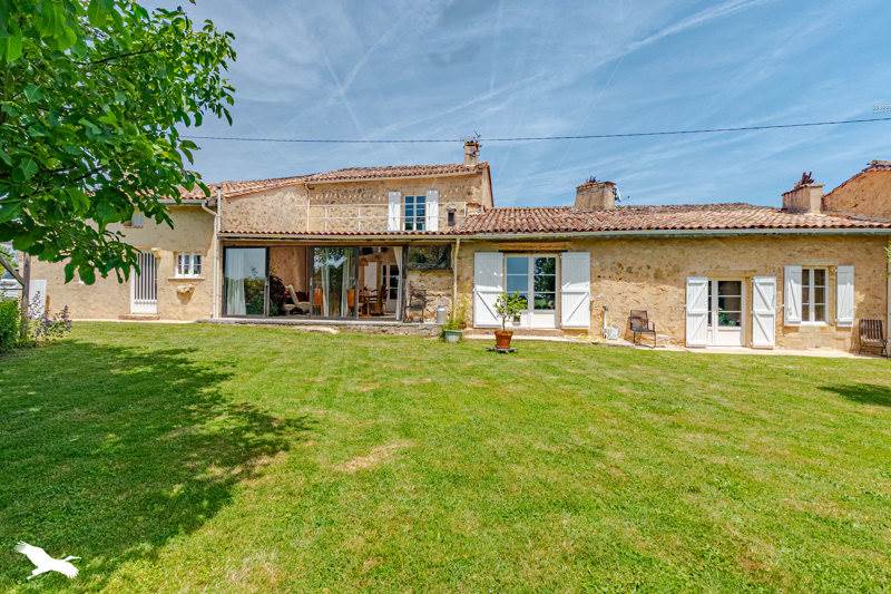 Maison 6 pièces 258 m² · à Monprimblanc · 258 m² · 449 000 €