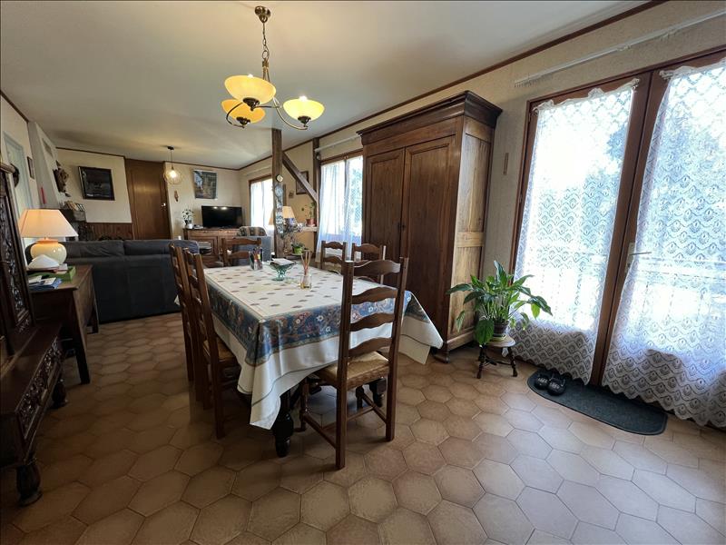 Vente Maison INEUIL - 5 pièces -104 m² - (18160)