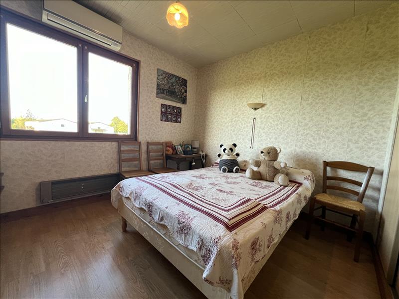Vente Maison INEUIL - 5 pièces -104 m² - (18160)