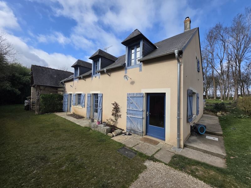 Vente Maison LA CELLE CONDE - 4 pièces -127 m² - (18160)