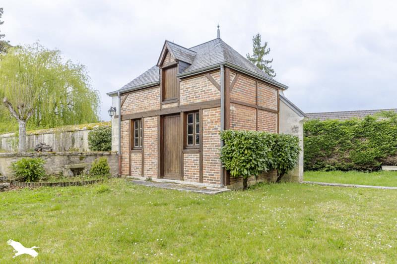 Vente Maison LIGNIERES - 10 pièces -266 m² - (18160)