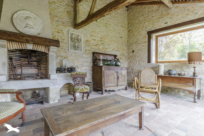 Vente Maison LIGNIERES - 10 pièces -266 m² - (18160)