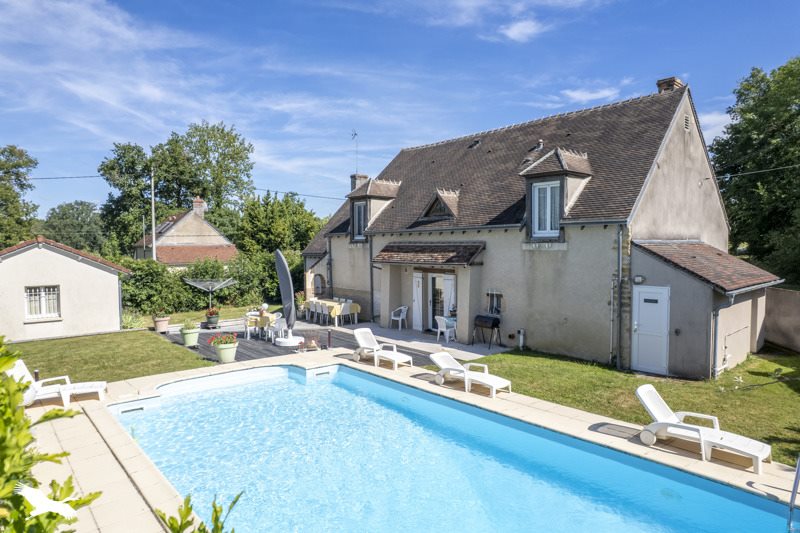 Vente Maison MAISONNAIS - 8 pièces -175 m² - (18170)