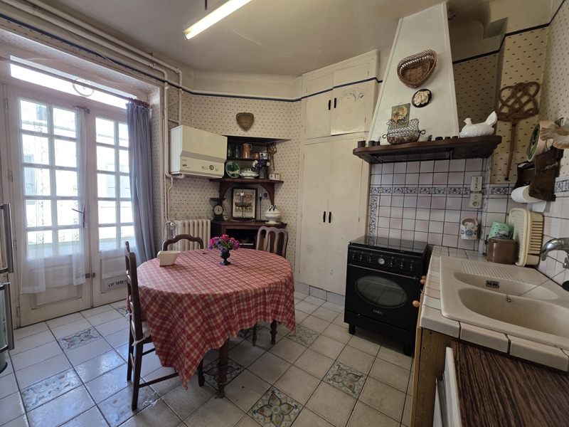 Vente Maison LIGNIERES - 7 pièces -157 m² - (18160)