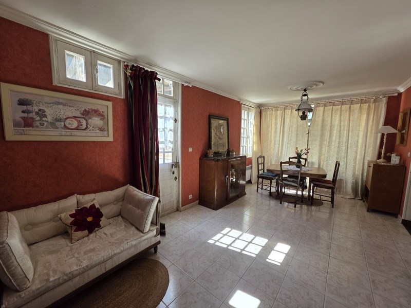 Vente Maison LIGNIERES - 7 pièces -157 m² - (18160)