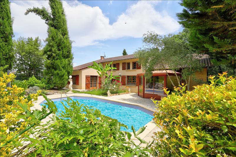Vente Maison VACQUIERS - 8 pièces -206 m² - (31340)