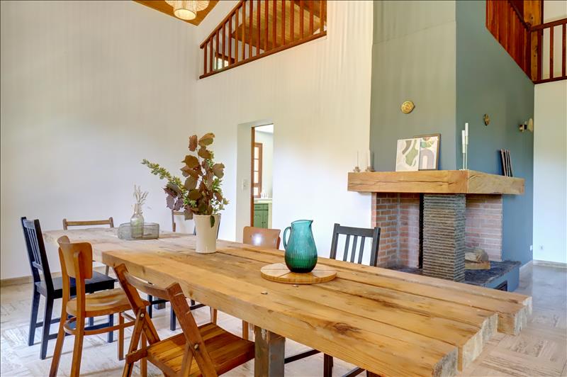 Vente Maison VACQUIERS - 8 pièces -206 m² - (31340)