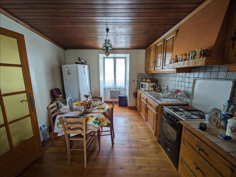 Vente Maison EXCIDEUIL - 8 pièces -140 m² - (24160)