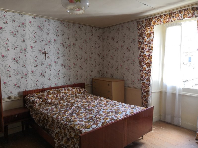 Vente Maison COULAURES - 5 pièces -98 m² - (24420)