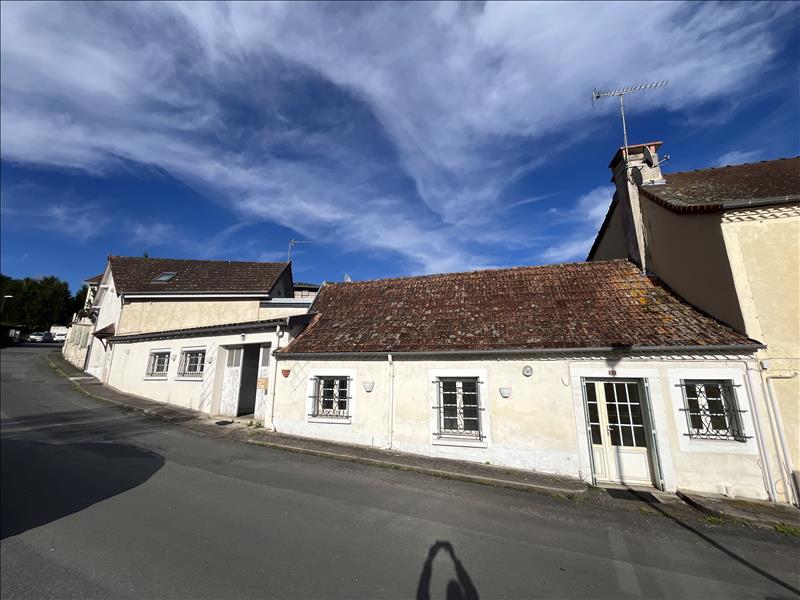 Vente Maison EXCIDEUIL - 3 pièces -72 m² - (24160)